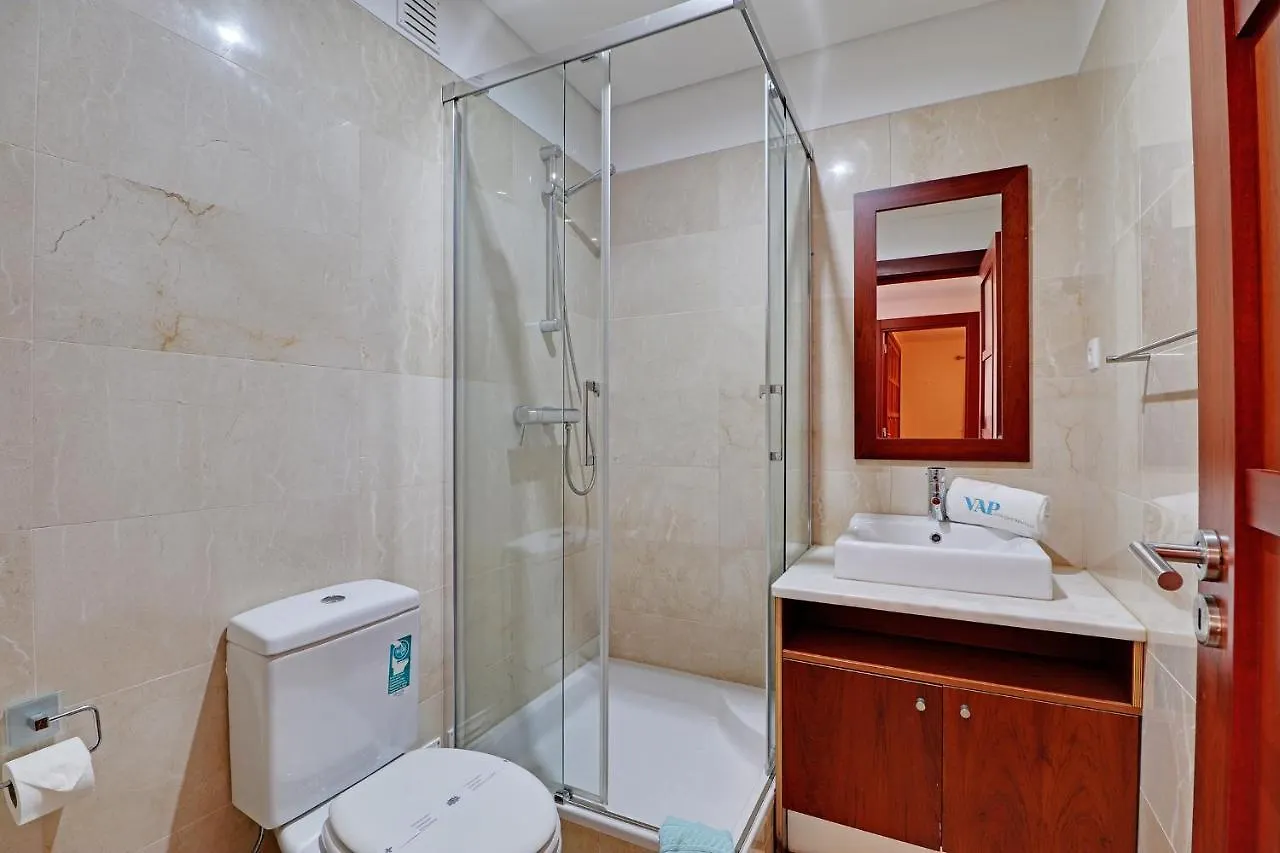 Dolce Apartment Quarteira 0*,
