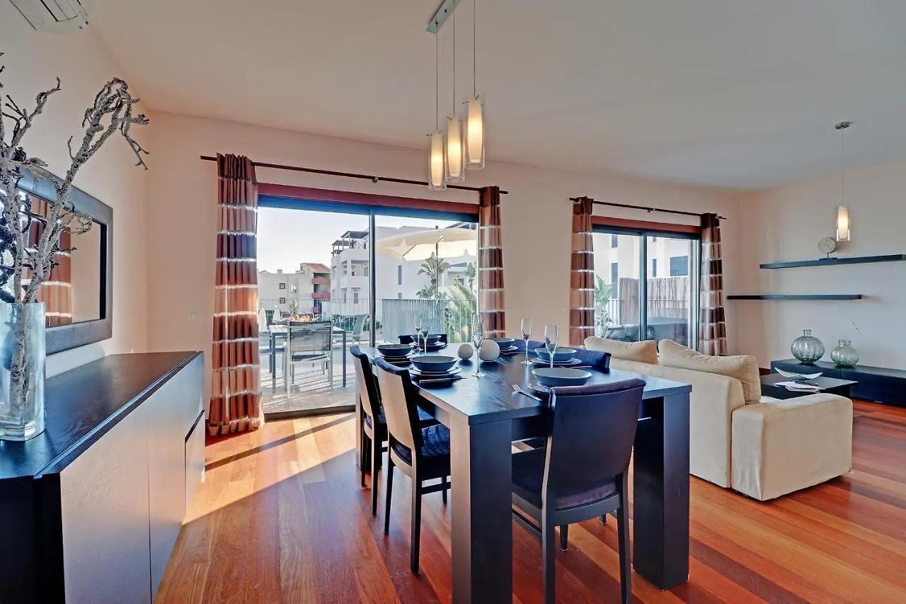 Dolce Apartment Quarteira 0*,